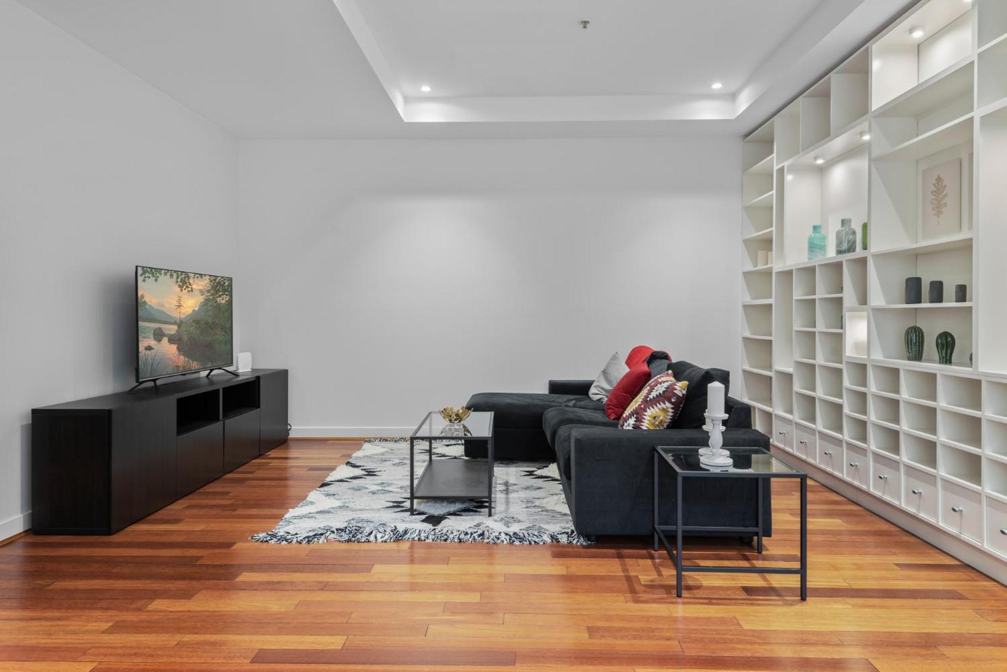 Stylish And Spacious 2-Bed Apartment Мелбърн Екстериор снимка